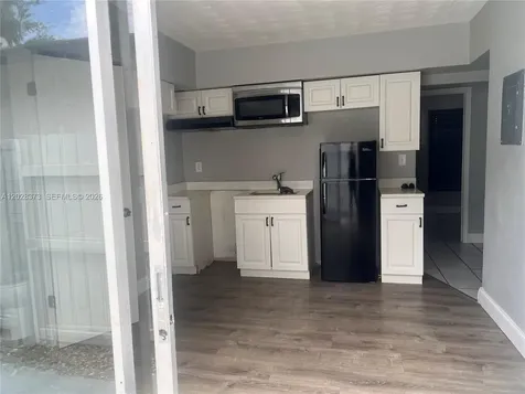 2118 N 19th Avenue Hollywood FL 33020