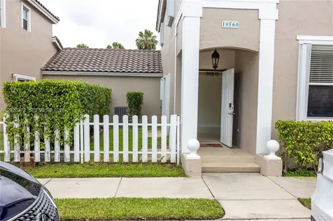 10560 NW 57th Court Coral Springs FL 33076