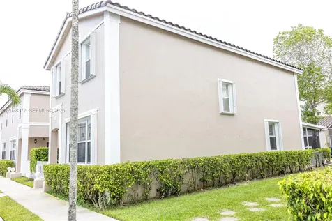 10560 NW 57th Court Coral Springs FL 33076