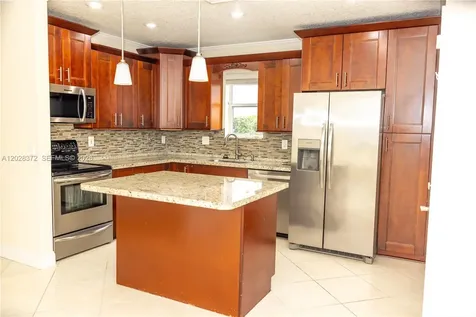 10560 NW 57th Court Coral Springs FL 33076