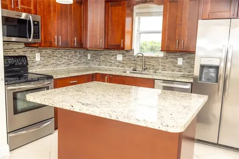 10560 NW 57th Court Coral Springs FL 33076