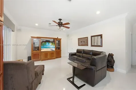 2608 Oakbrook Court Weston FL 33332