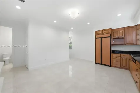2608 Oakbrook Court Weston FL 33332