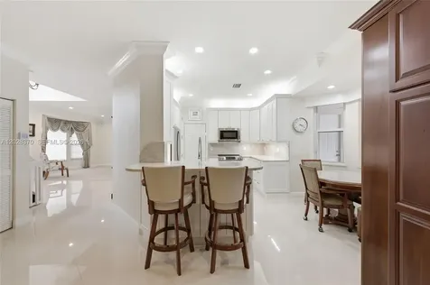 2608 Oakbrook Court Weston FL 33332