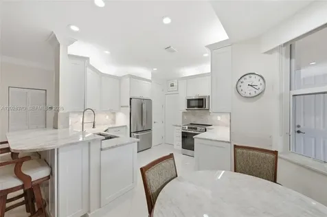 2608 Oakbrook Court Weston FL 33332
