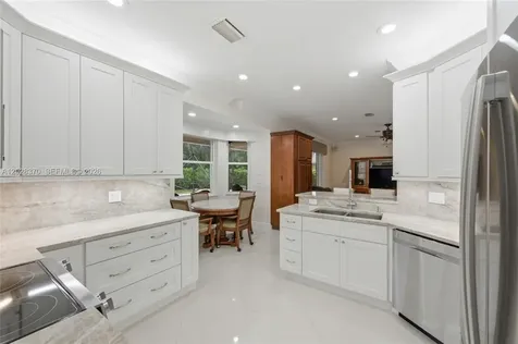 2608 Oakbrook Court Weston FL 33332
