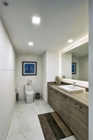 Sunny Isles Beach FL 33160