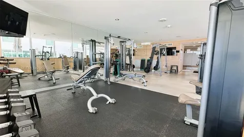 Sunny Isles Beach FL 33160