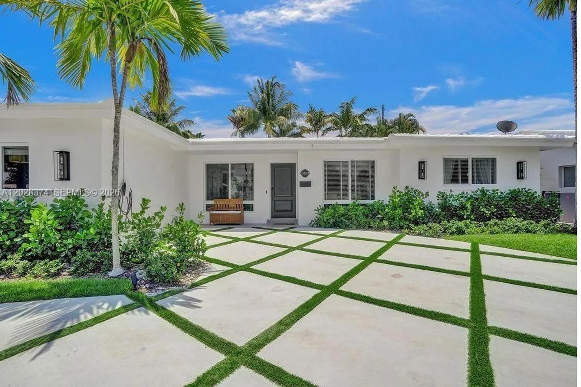2080 NE 65th Street Fort Lauderdale FL 33308