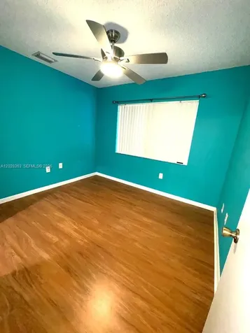 3263 NW 44th Street Oakland Park FL 33309