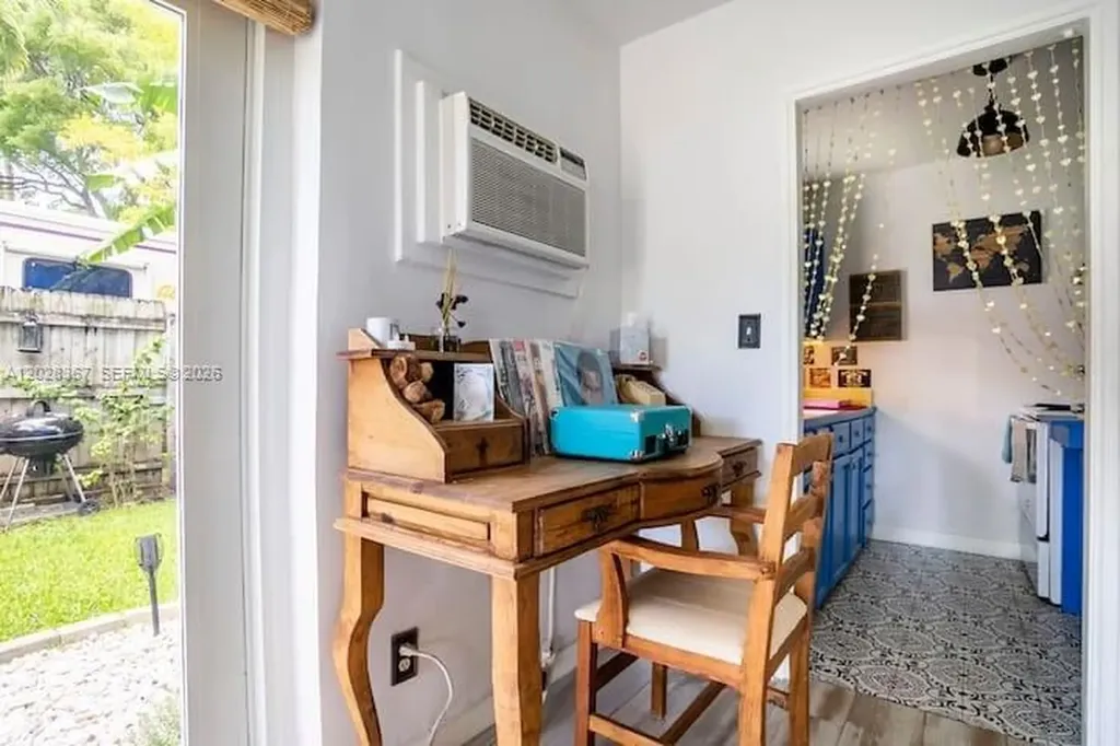 1516 S 17th Avenue Hollywood FL 33020