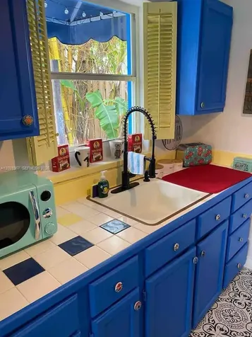 1516 S 17th Avenue Hollywood FL 33020
