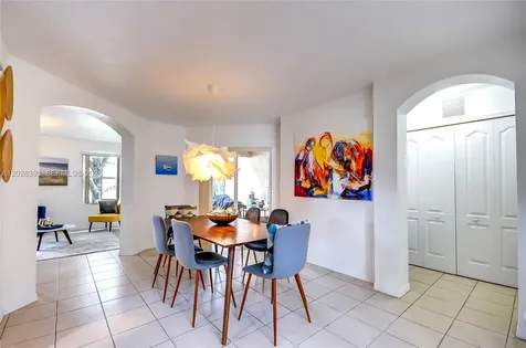 16600 SW 47th Terrace Miami FL 33185