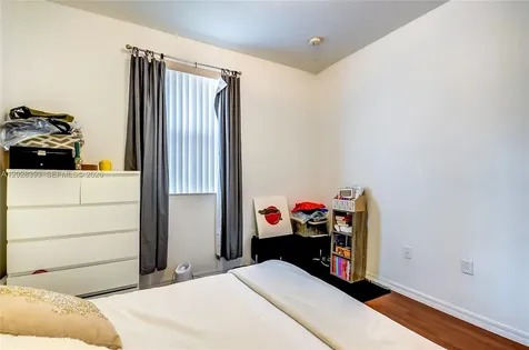 16600 SW 47th Terrace Miami FL 33185