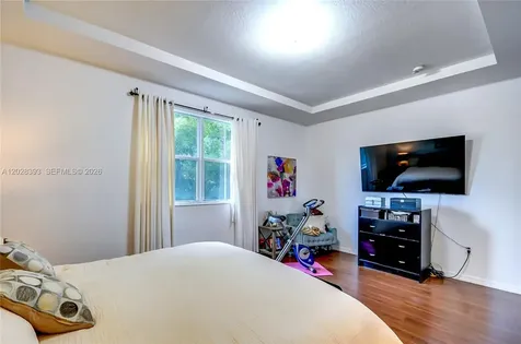 16600 SW 47th Terrace Miami FL 33185