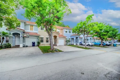 16600 SW 47th Terrace Miami FL 33185