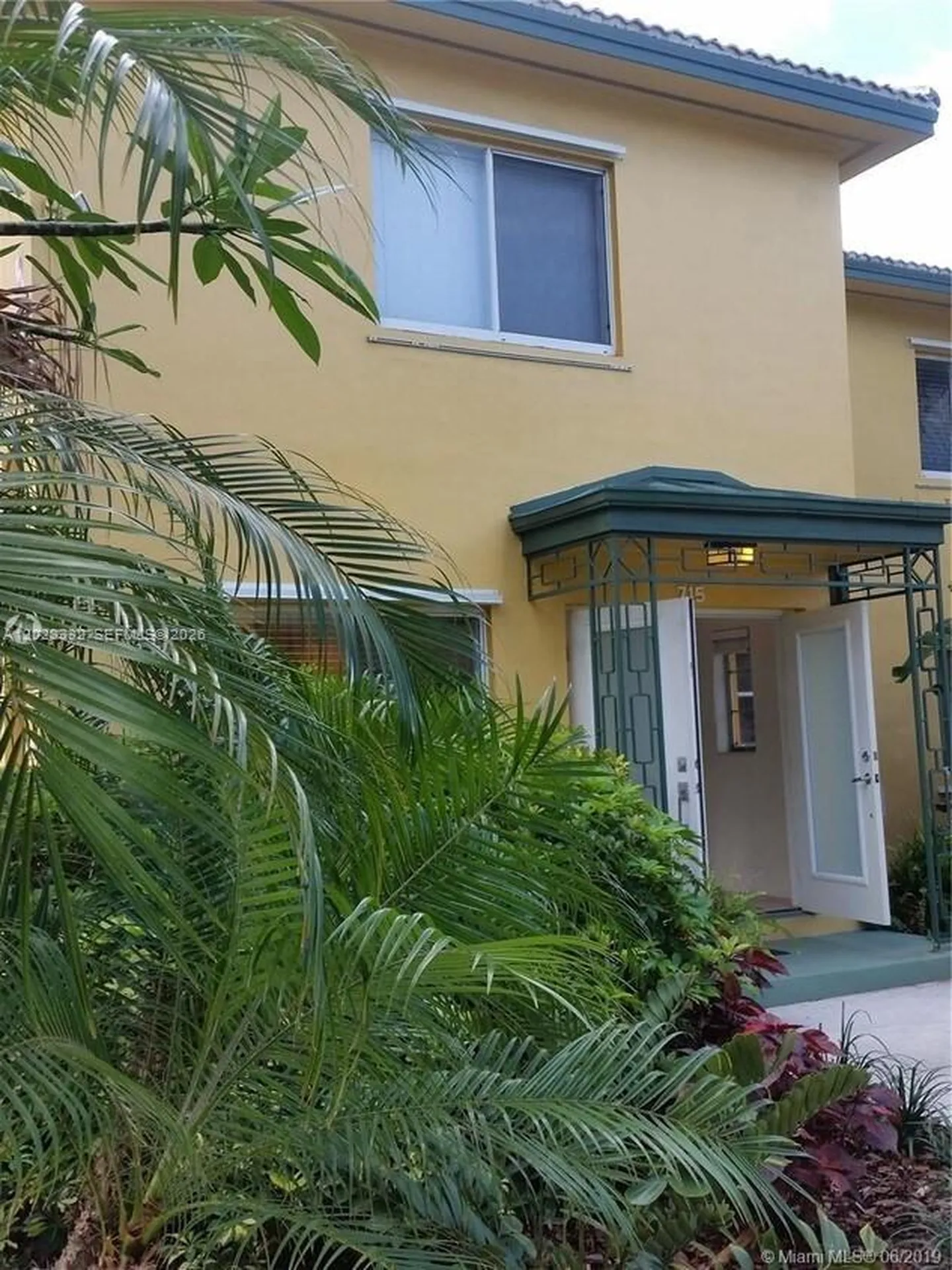 725 NE 16th Avenue Fort Lauderdale FL 33304