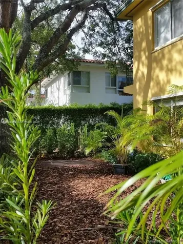 725 NE 16th Avenue Fort Lauderdale FL 33304