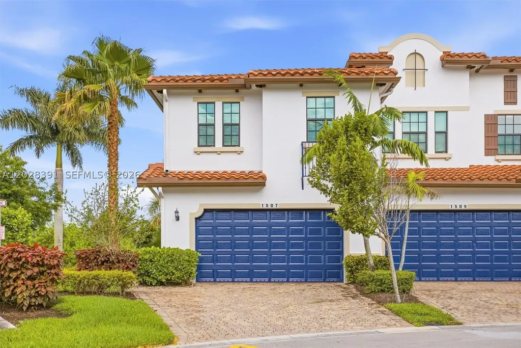 1507 SW 113th Avenue Pembroke Pines FL 33025