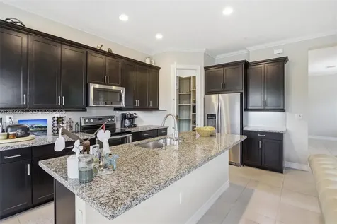 1507 SW 113th Avenue Pembroke Pines FL 33025