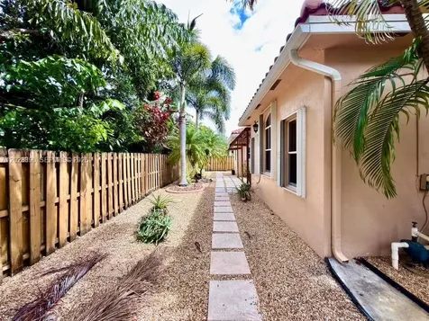 3626 SW 161st Terrace Miramar FL 33027