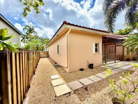 3626 SW 161st Terrace Miramar FL 33027