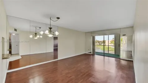 2811 N Pine Island Road Sunrise FL 33322