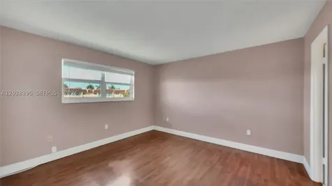 2811 N Pine Island Road Sunrise FL 33322