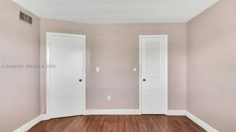 2811 N Pine Island Road Sunrise FL 33322