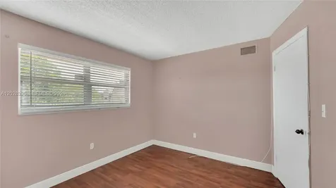 2811 N Pine Island Road Sunrise FL 33322