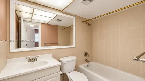 2811 N Pine Island Road Sunrise FL 33322
