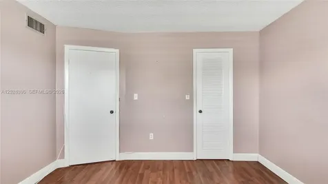 2811 N Pine Island Road Sunrise FL 33322