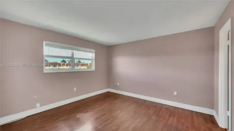 2811 N Pine Island Road Sunrise FL 33322