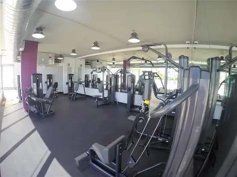 100 Lincoln Road Miami Beach FL 33139