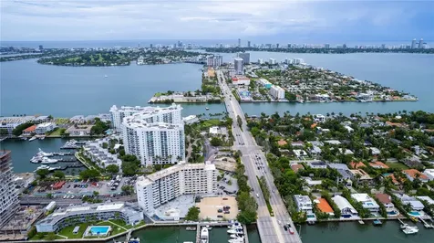 7904 West Drive North Bay Village FL 33141