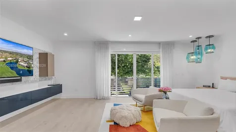 3162 Hibiscus Street Miami FL 33133