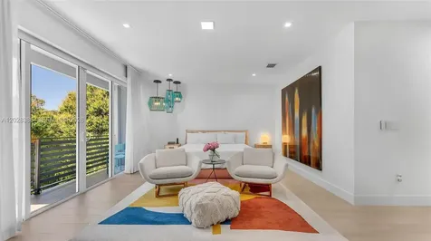 3162 Hibiscus Street Miami FL 33133