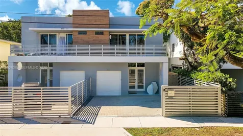3162 Hibiscus Street Miami FL 33133