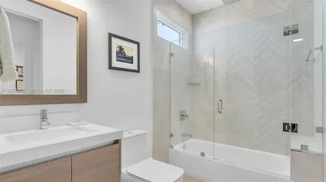 3162 Hibiscus Street Miami FL 33133