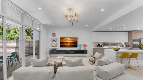 3162 Hibiscus Street Miami FL 33133