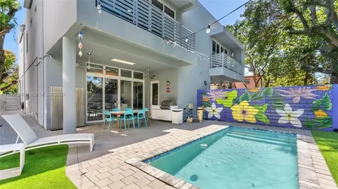 3162 Hibiscus Street Miami FL 33133