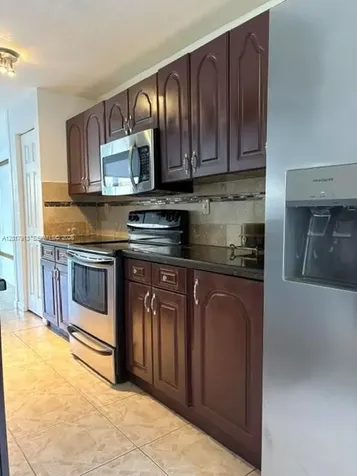 835 NW 81st Way Plantation FL 33324