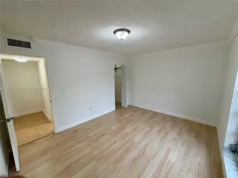 9429 SW 76th Street Miami FL 33173