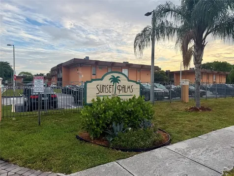 9429 SW 76th Street Miami FL 33173