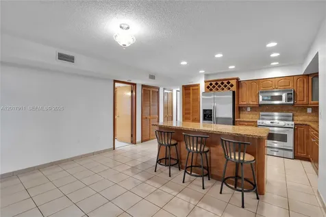 7811 SW 9th Terrace Miami FL 33144