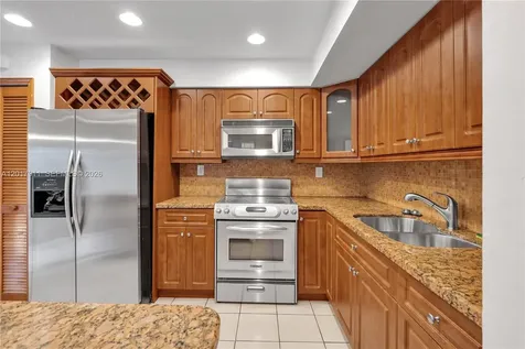 7811 SW 9th Terrace Miami FL 33144