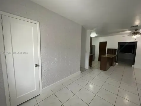 1011 Avenue F Riviera Beach FL 33404