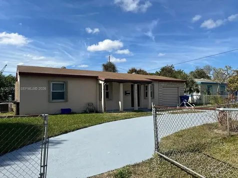 1011 Avenue F Riviera Beach FL 33404