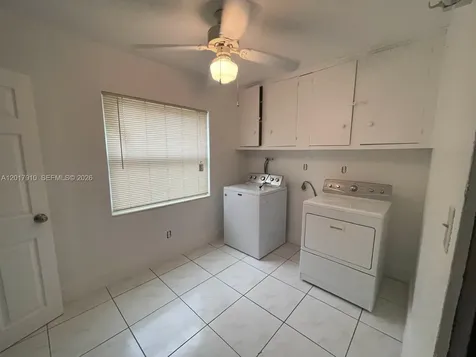 1011 Avenue F Riviera Beach FL 33404