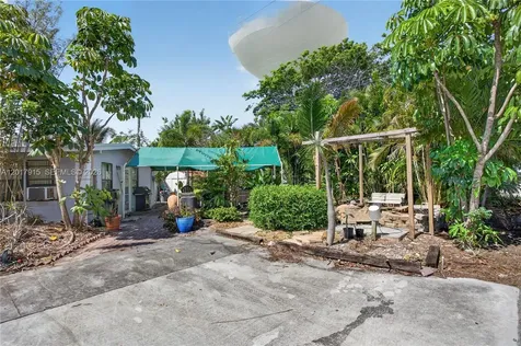 5041 NE 14th Avenue Pompano Beach FL 33064